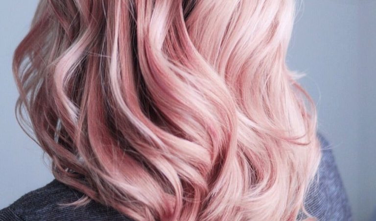 cheveux blond fraise